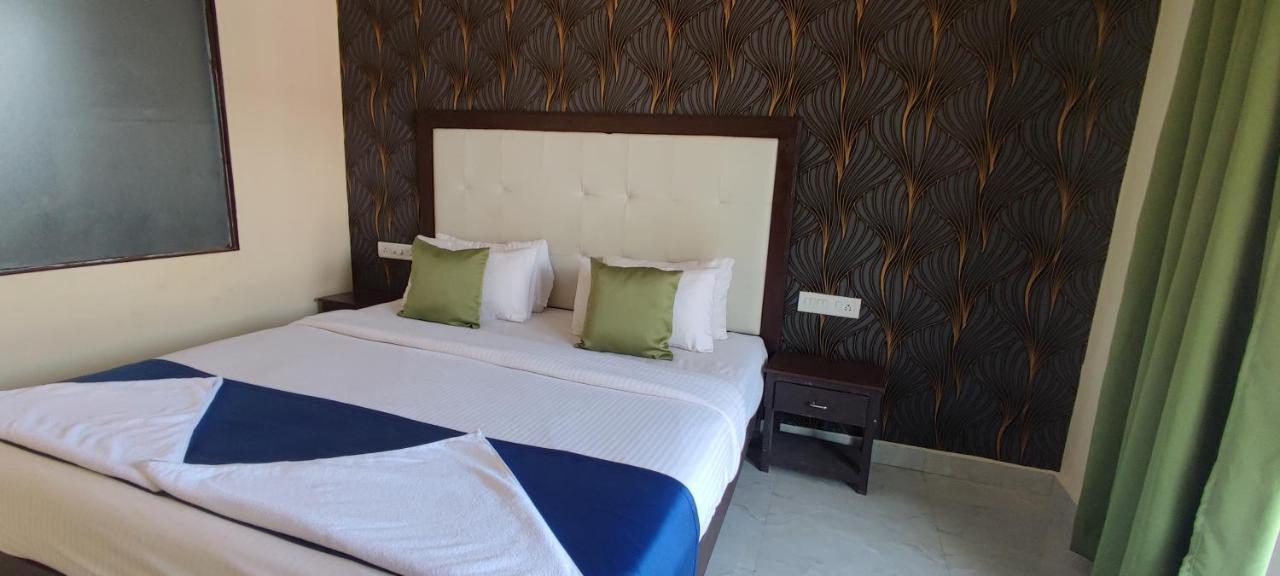 Hotel Royal Tulip Beach Cottages Arambol